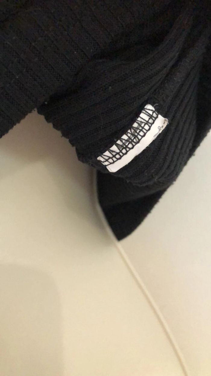Zara trafaluc T-shirt t36 noir finition dentellée En bas de manches - photo numéro 11