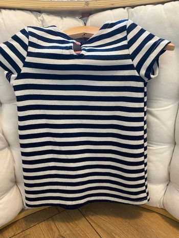 Robe à rayures et cœur dentelle