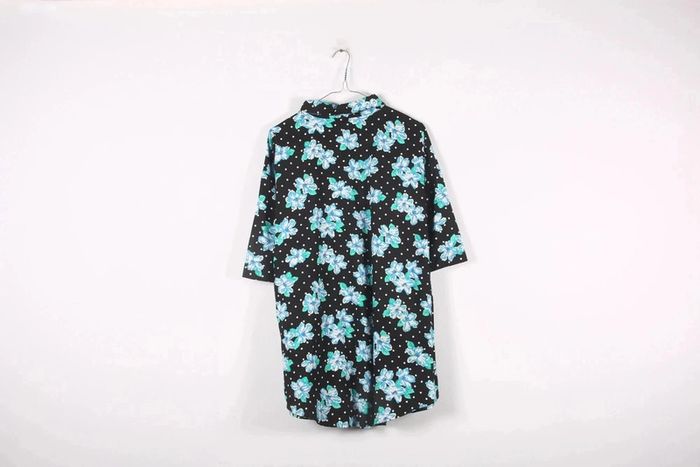 Superbe chemisette vintage 90-2000s en coton motif pois et fleurs des îles (#240291) - photo numéro 4