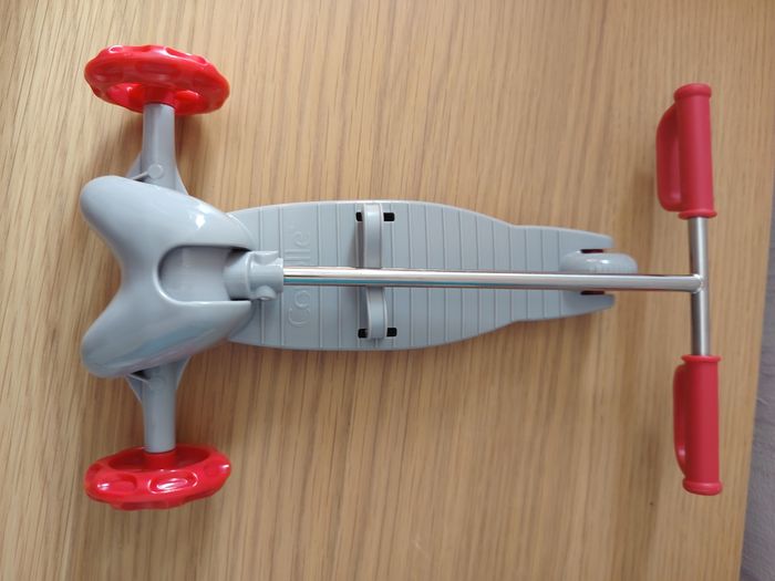 Trottinette corolle - photo numéro 4