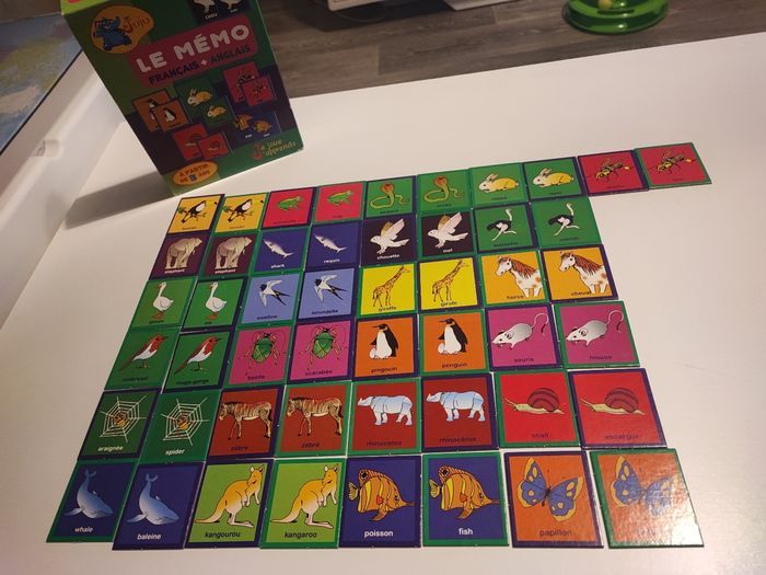 Jeu de mémoire Je joue J'apprends en français et en anglais