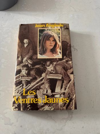 Livre les ventres jaunes