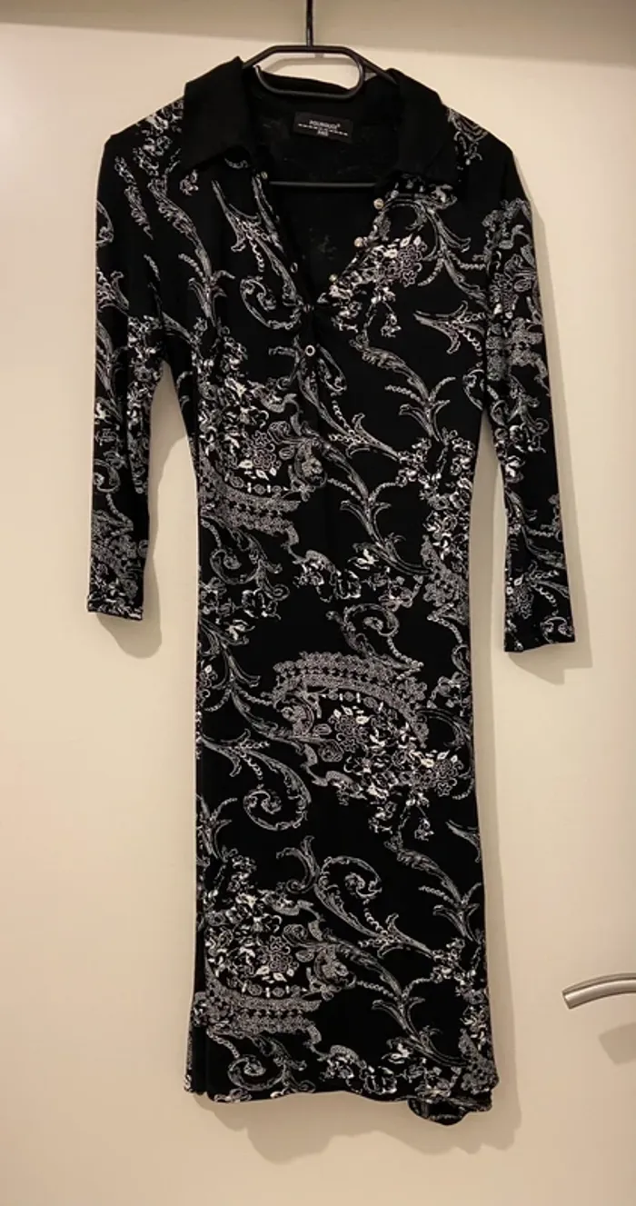 Robe noire à motifs - photo numéro 3