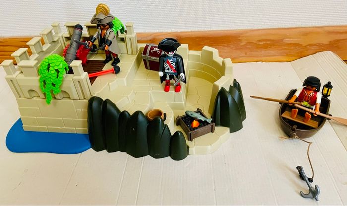 Playmobil - repaire de pirates 🏴☠️ - photo numéro 3