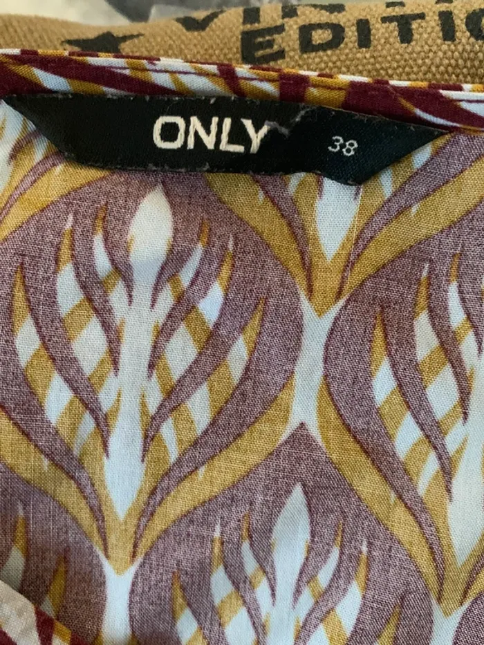 Blouse motif Only taille 38 manches 3/4 - photo numéro 10