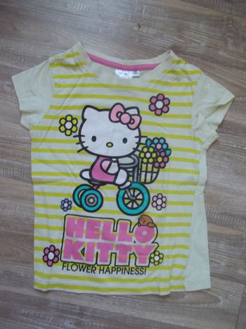 T-shirt jaune rayé vélo Hello Kitty (1) 8 ans/128 cm