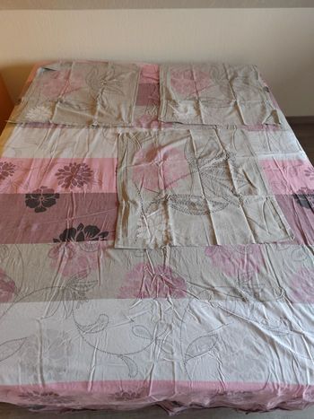 Hdc  reversible 220x240 + 4 taies 