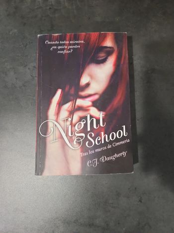Livre : Night School