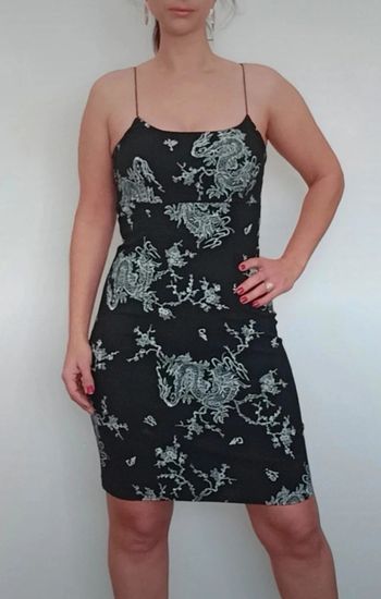 Robe stretch motif dragons taille 38