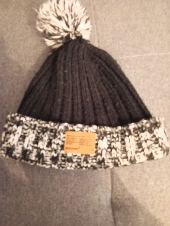 Bonnet garçon 6/8 ans redskins