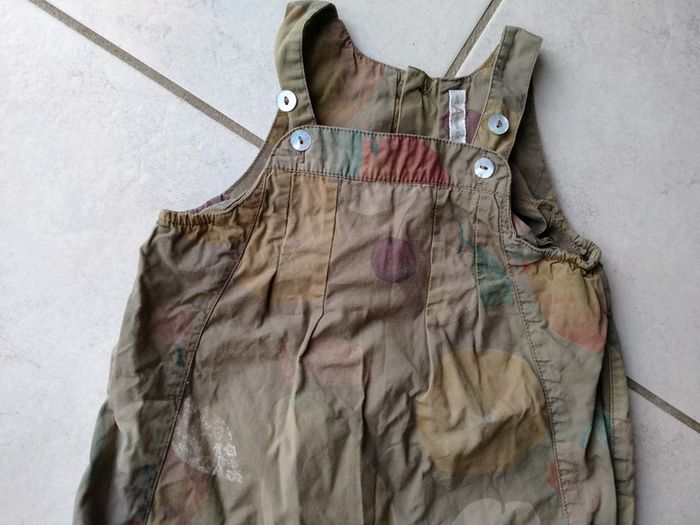 Salopette combi short Kaki. Un amour de petit boy. Bébé 12 mois - photo numéro 3