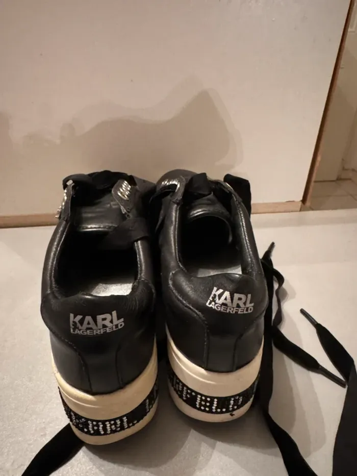 Baskets Karl Lagerfeld pointure 35 - photo numéro 2