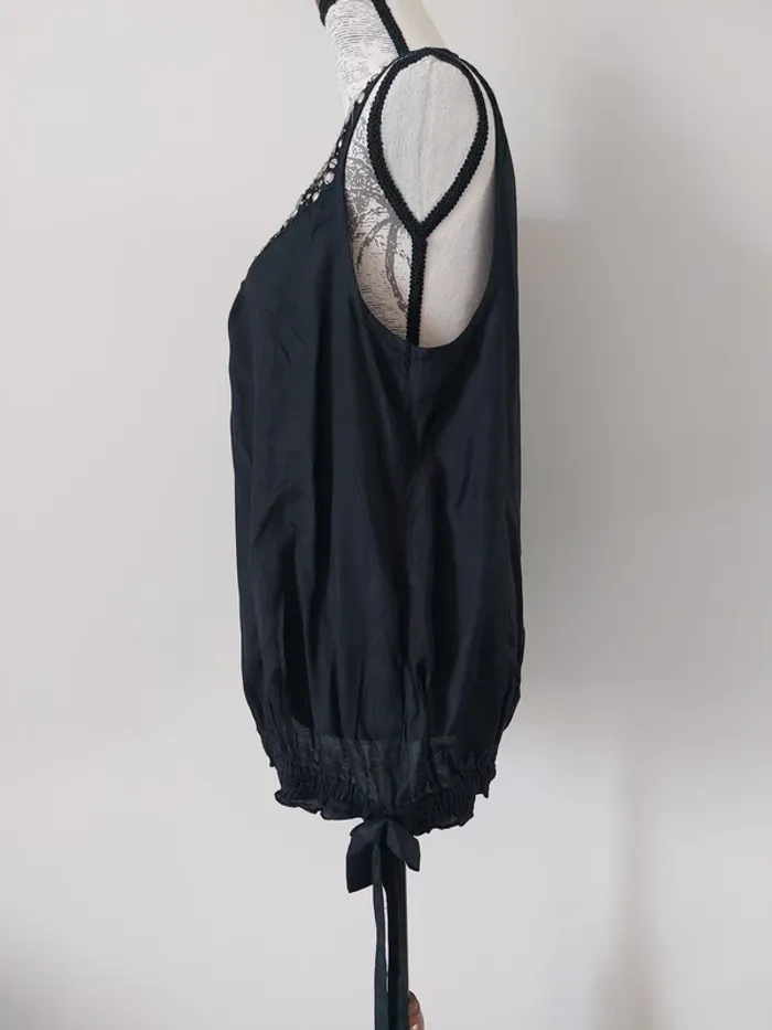 Haut fantaisie noir - photo numéro 4