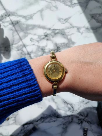 Montre vintage doré