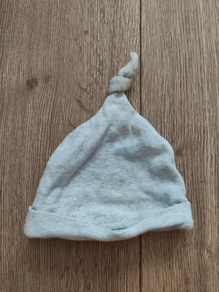 Lots de bonnet naissance & chaussons - photo numéro 3