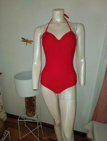 Bikini / Maillot de bain / tenue de bain 1 pièce neuve avec étiquette 36/ S de chez Scottage