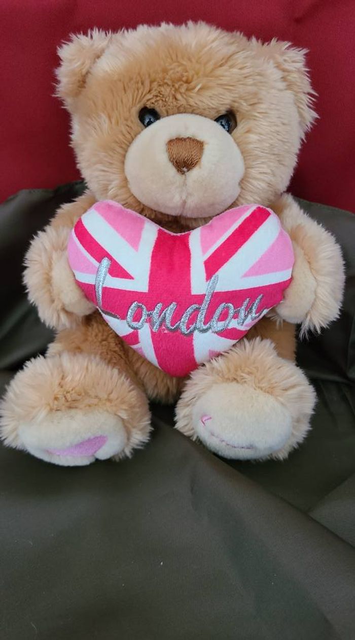 Peluche Doudou ours beige Coeur London KEEL TOYS - photo numéro 5