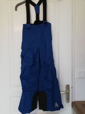 Pantalon ski bleu neuf 6/8 ans