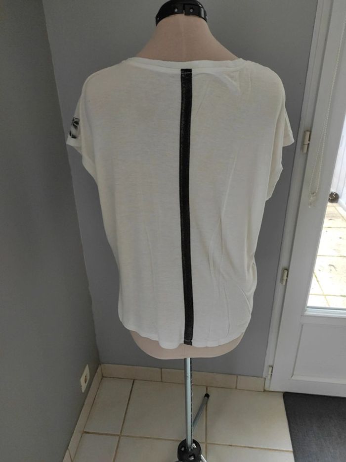 Tee-shirt - photo numéro 4