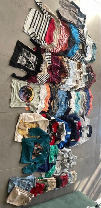 Lot vêtements garçon taille 3 ans 59 pièces 
