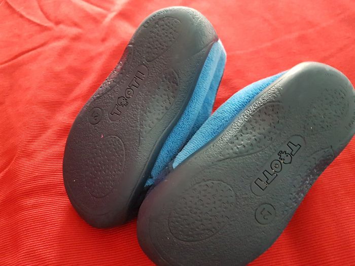 Chaussons taille 21 voiture - photo numéro 2