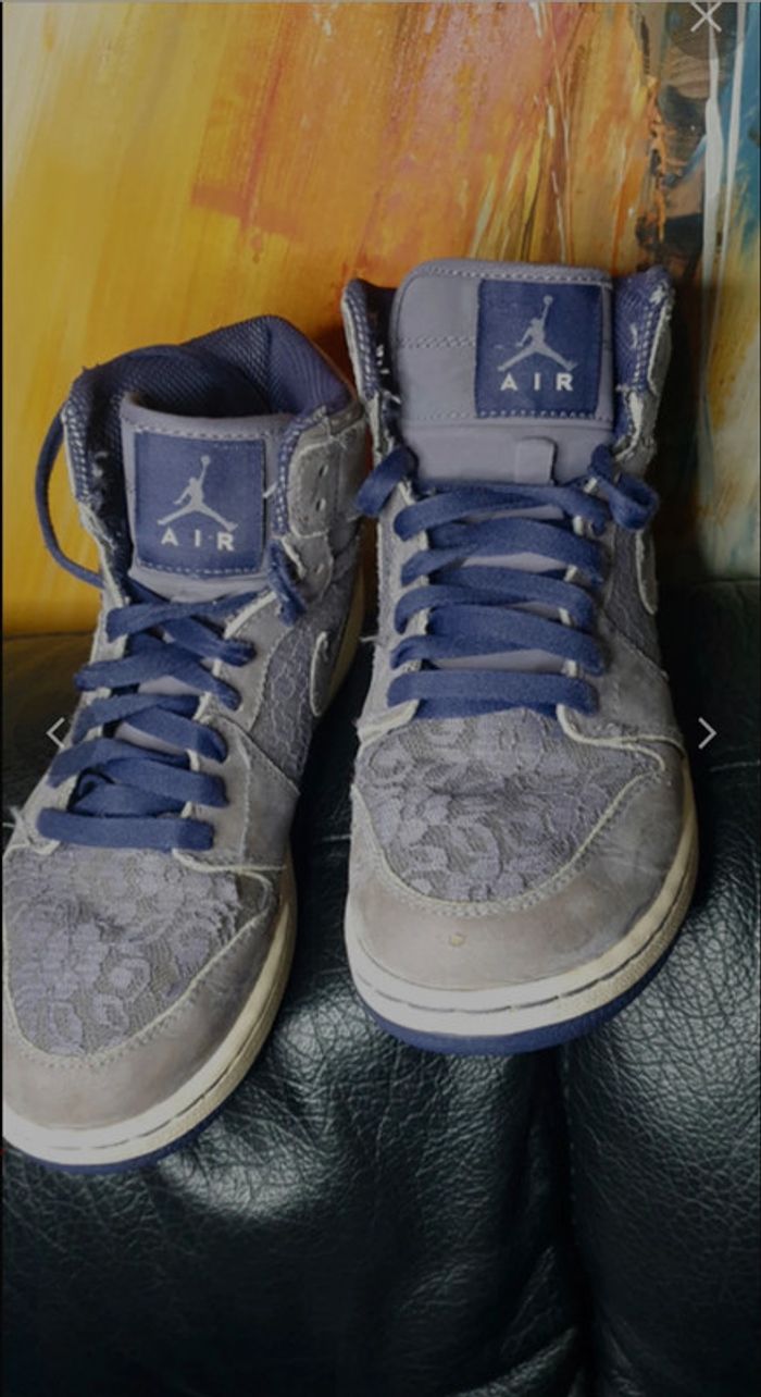 Air Jordan retro mauve et dentelle T37.5 - photo numéro 5