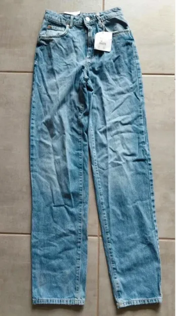 Jeans  straight taille  24/32  never  denim