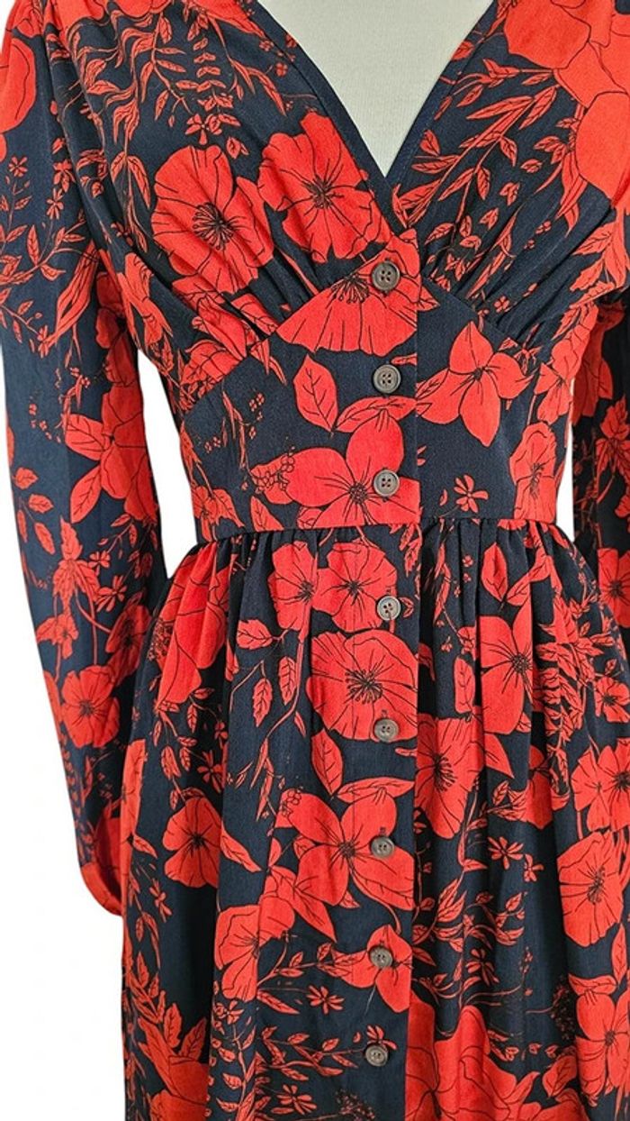 Robe longue Boohoo – Taille 38 – Rouge et Noir – État : Excellent - photo numéro 3