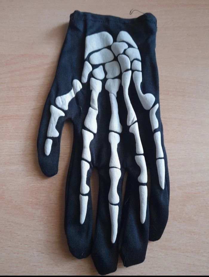 Gants squelette - photo numéro 2