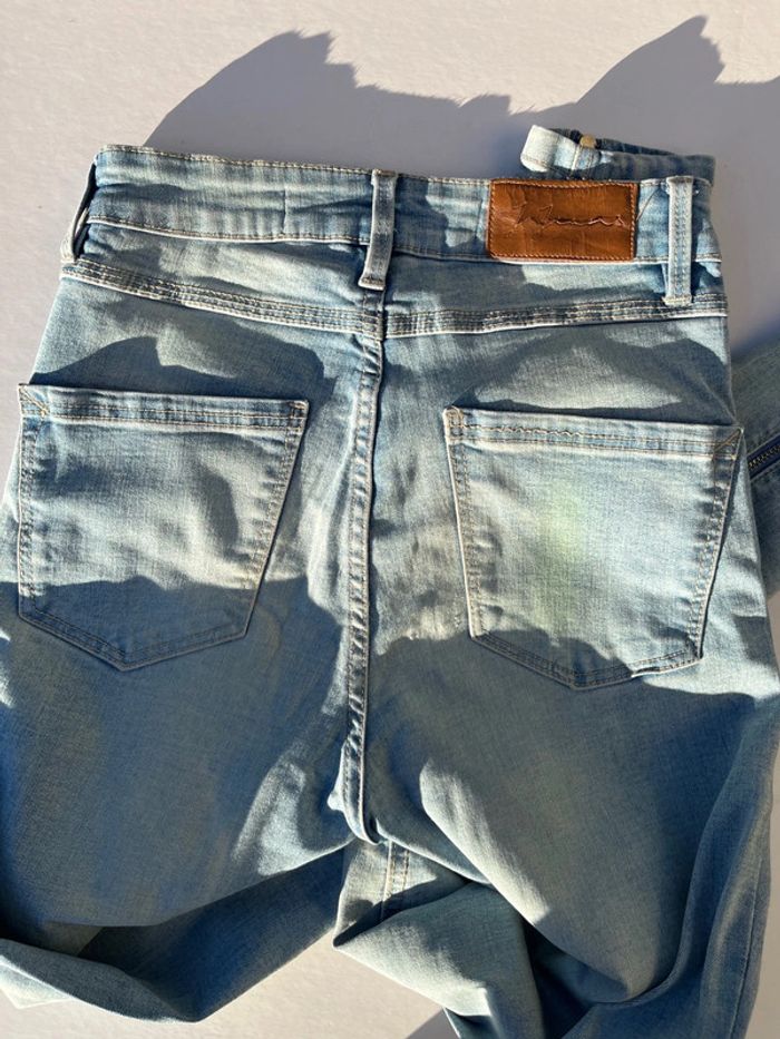 Jean skinny bleu clair nuancé - photo numéro 10