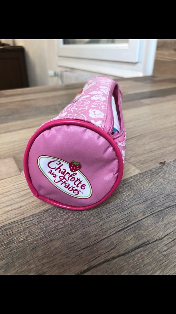 Trousse à crayons rose Charlotte aux Fraises - photo numéro 3