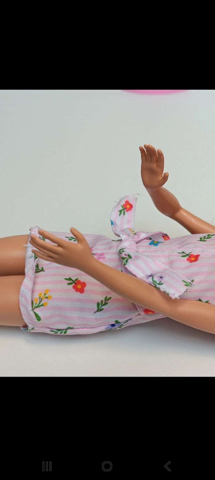 Poupée mattel Barbie Fashionistas 119 
Poupée et ensemble compris - photo numéro 7