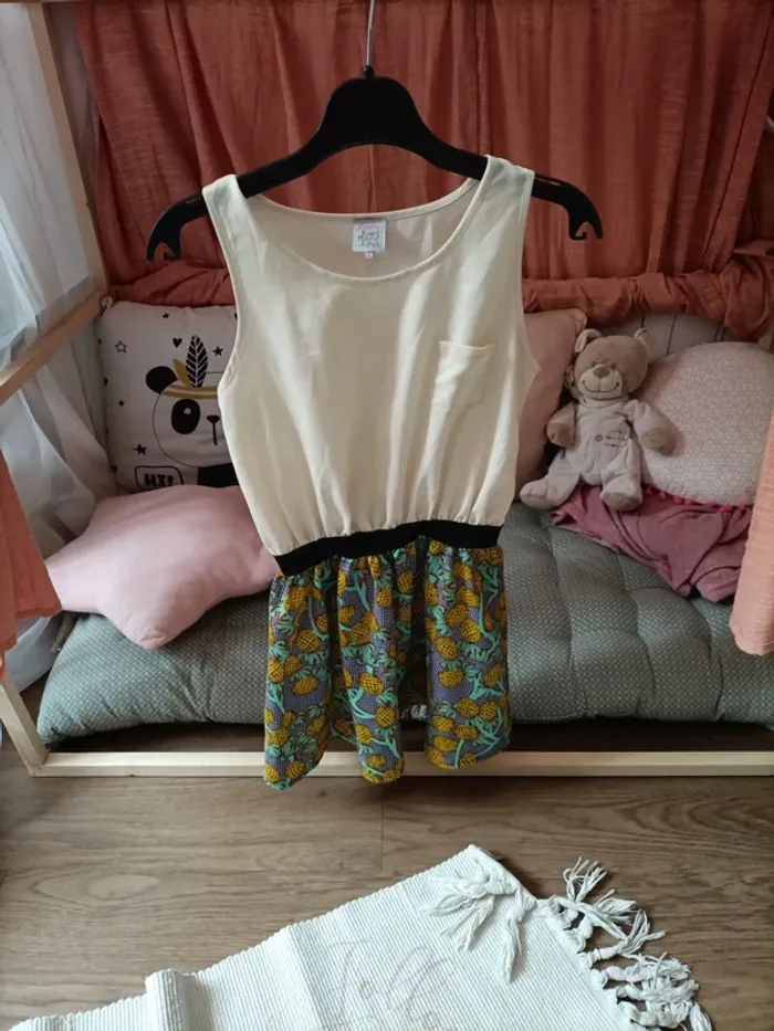 Magnifique robe sans manches Little Karl Marc John 8 ans