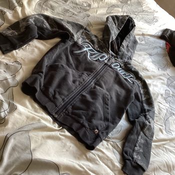 Veste à capuche 8ans