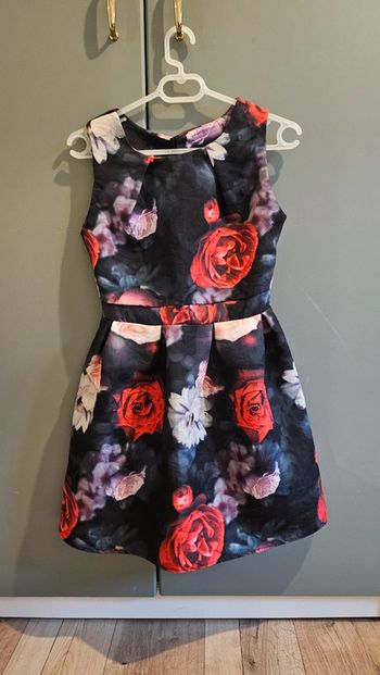Tres jolie Robe fleurie taille 38