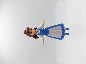 Petite figurine poupée BELLE DISNEY 9 cm secret styles série 3 Belle et la bête