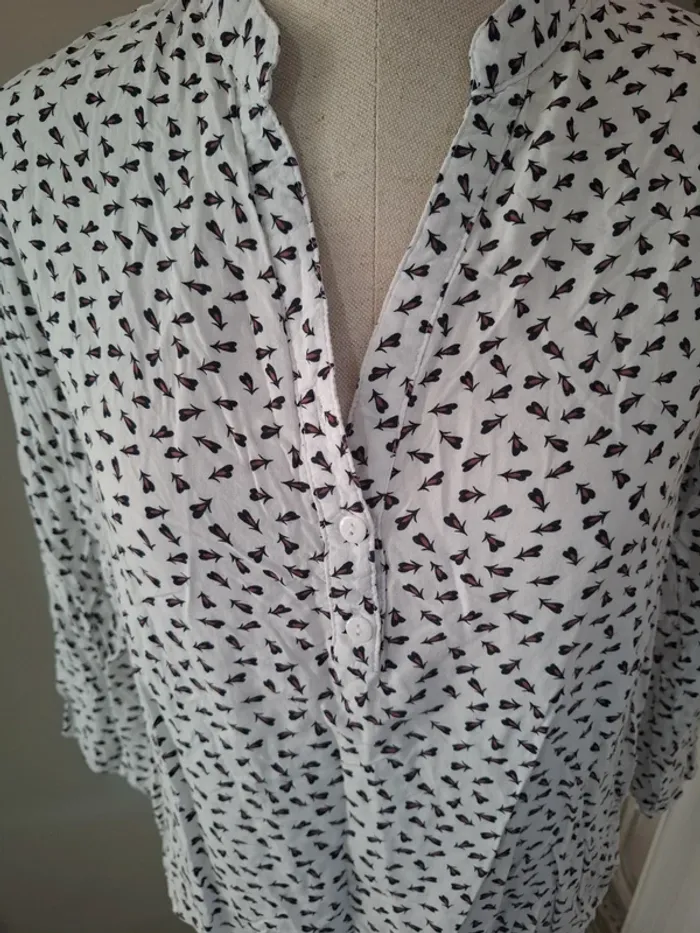 Blouse T 38 - photo numéro 2