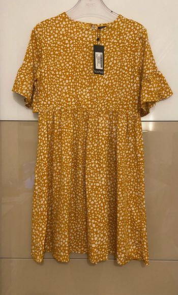 Robe légère moutarde 38