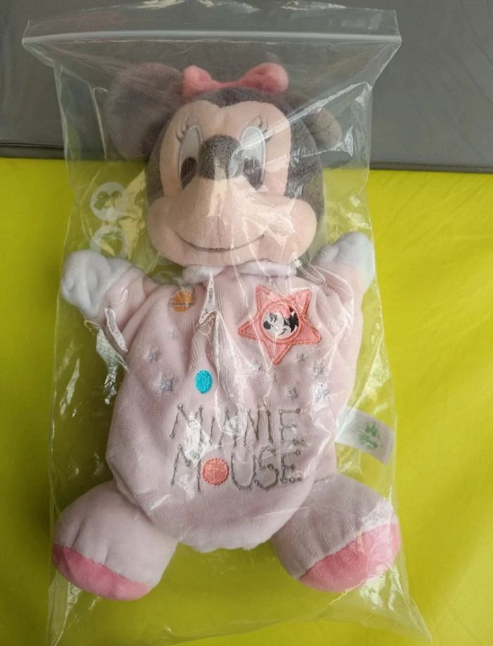 Doudou marionnette Minnie neuf