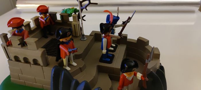 Playmobil le Fortin : "les Révolutionnaires"
