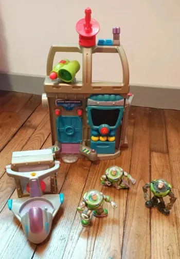 Base buzz l'éclair toy story