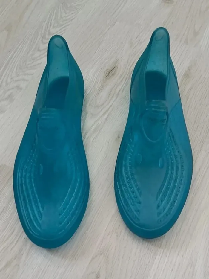 aqua shoes / chaussures d'eau Tribord 38 39 - photo numéro 3