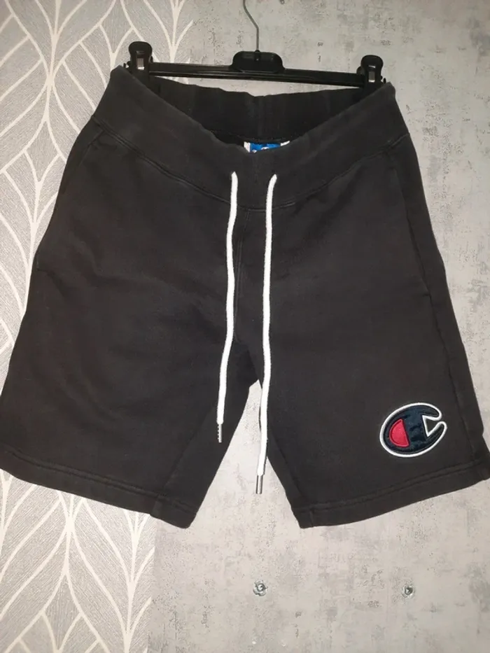 Short Champion taille xs