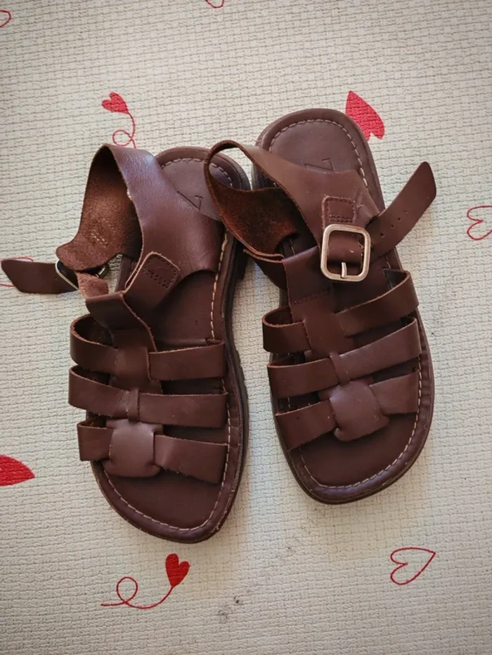 Sandales marron Zara