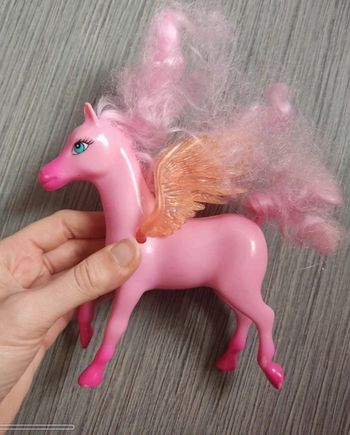 Licorne figurine jouet - dressing trié par tailles