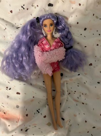 Lot de barbies extra