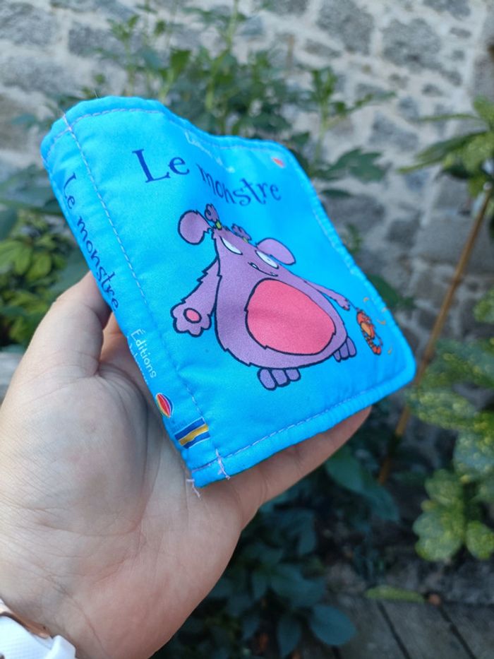 Livre tissu pour bébé le monstre - photo numéro 2