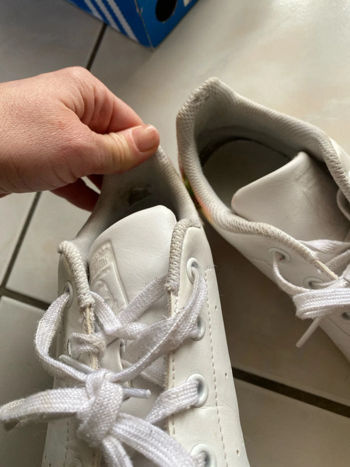 Stan smith taille 35 effet licorne - photo numéro 4