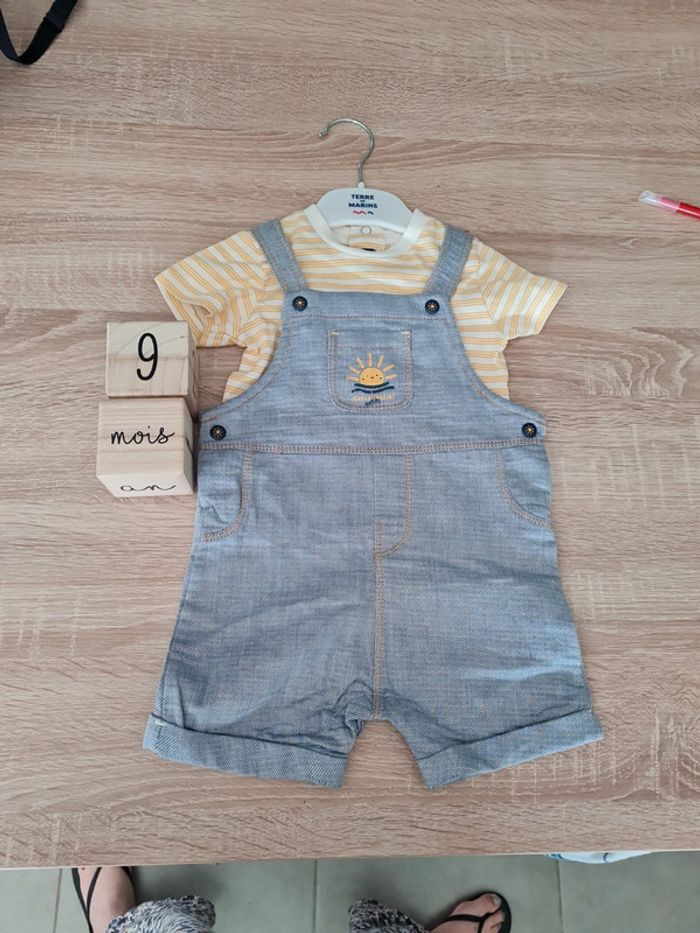 Ensemble salopette courte Tee-shirt 9 mois