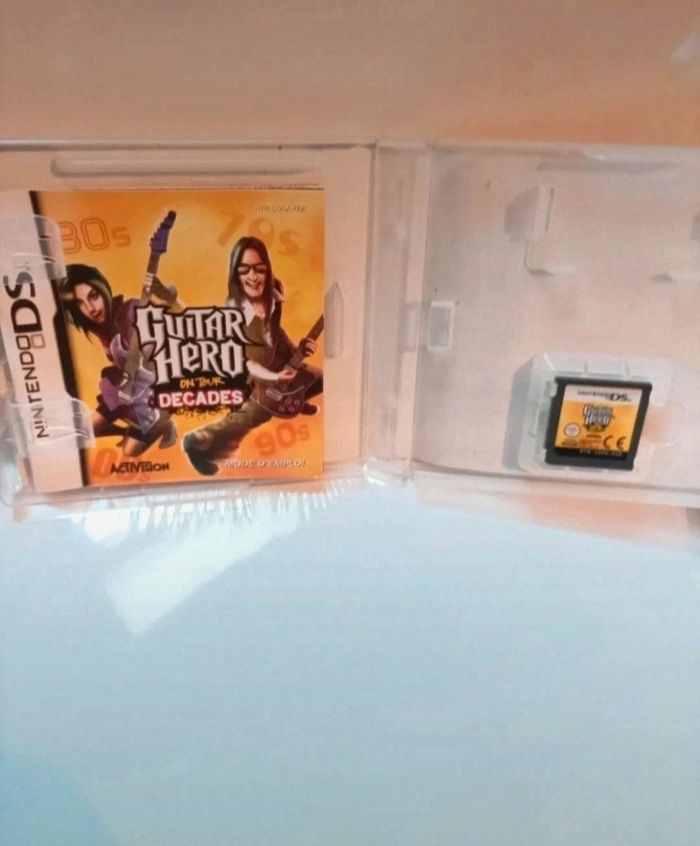 🎸 Jeu Nintendo DS – Guitar Hero: On Tour Decades 🎶 - photo numéro 5